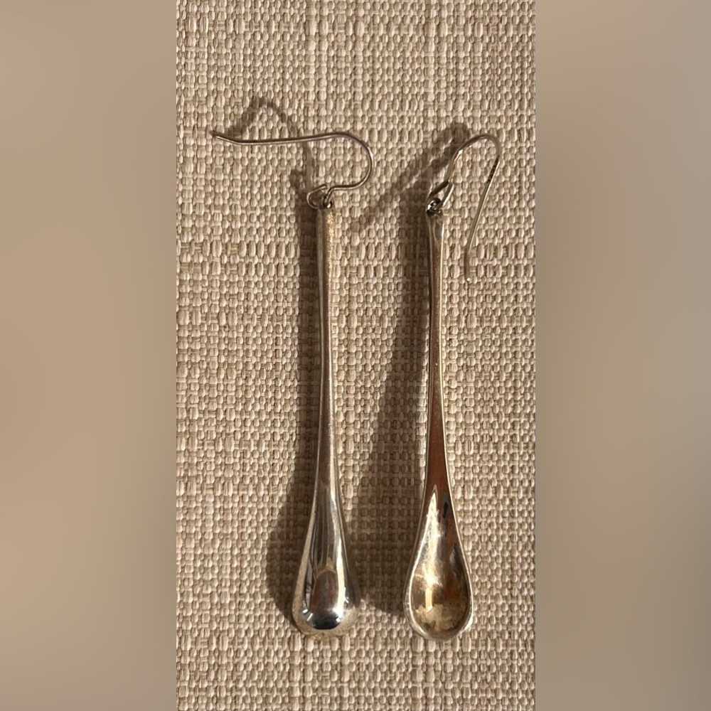 NWOT Chic Sterling Silver Long Earrings - Picture 2 of 2